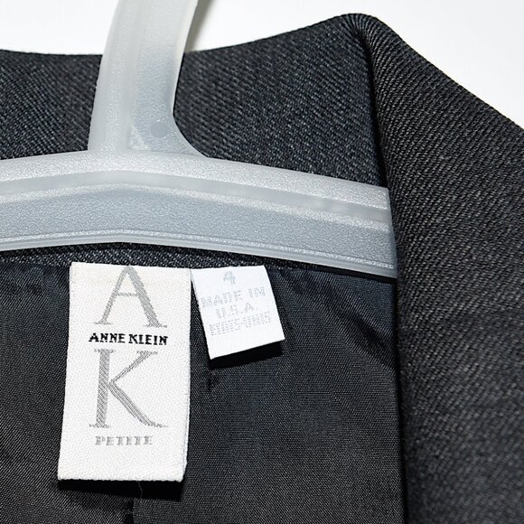 NWOT or Like New Anne Klein Vintage 90s / Y2K 95% Wool Blazer—Made in USA - Picture 7 of 8